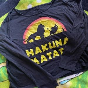 hakuna matata longsleeve croptop.